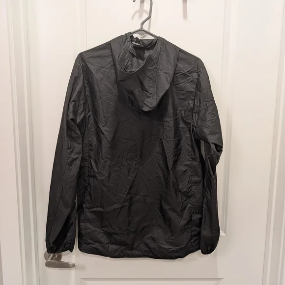 Patagonia Houdini Men's Black Windbreaker - Picture 2 of 3